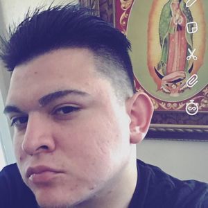 Meet your Posher, Santos